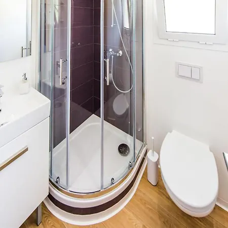 Awesome In Biograd With Wifi * Biograd Na Moru