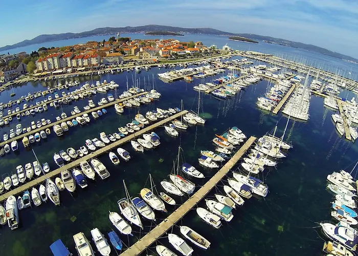 Awesome In Biograd With Wifi Vikendica